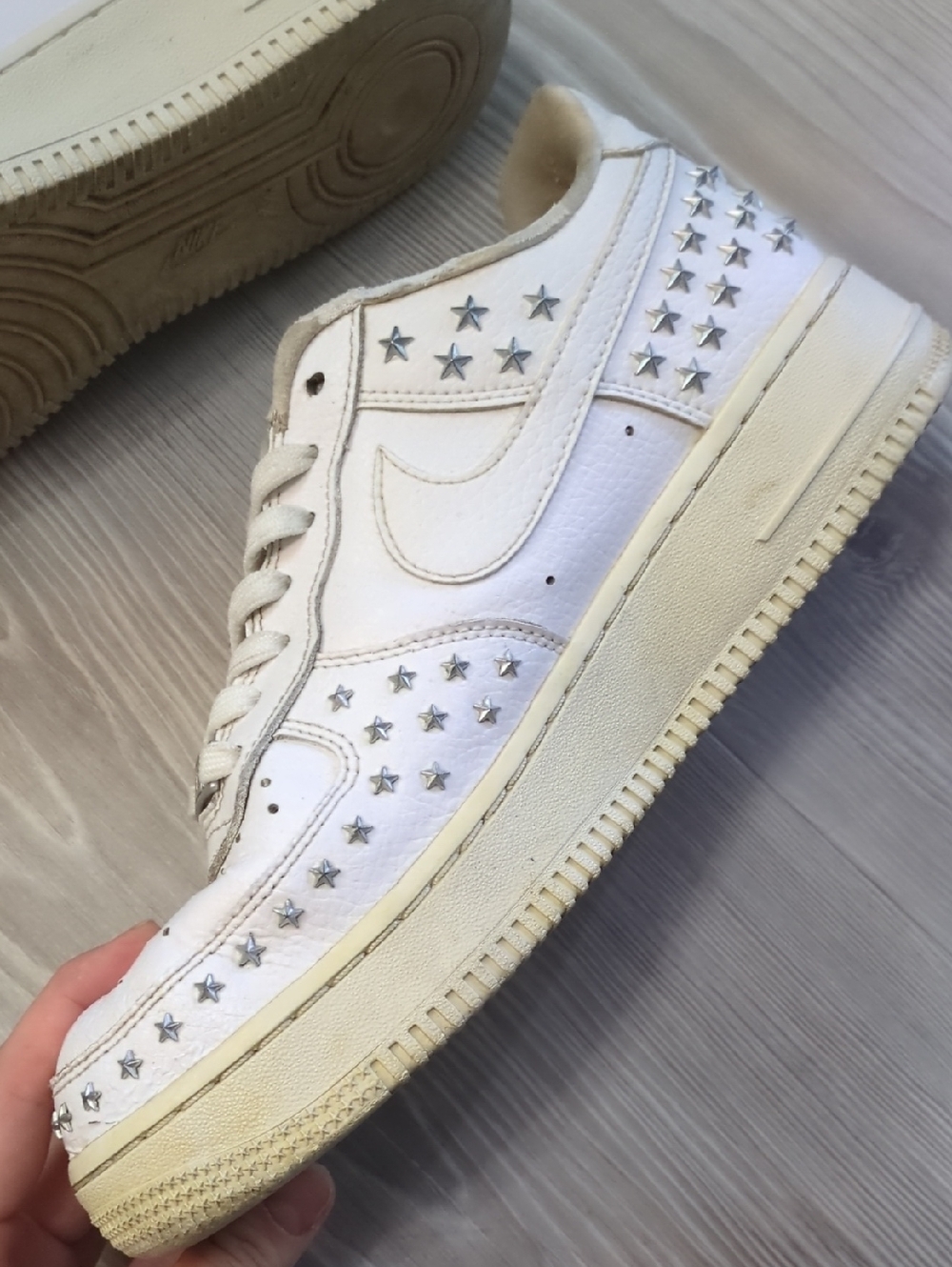 Nike Air Force 1 White Low-Top Star Studded Leather Sneakers 8 Read For Quality